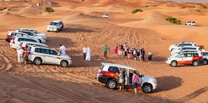Dubai Superior Safari Tour with BBQ Dinner Dubai Superior Safari Tour with BBQ Dinner